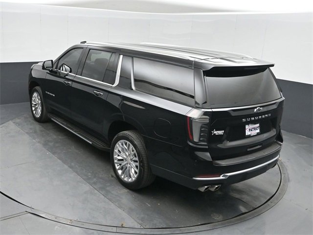 Used 2025 Chevrolet Suburban High Country w/ LPO, Illumination Package image 39