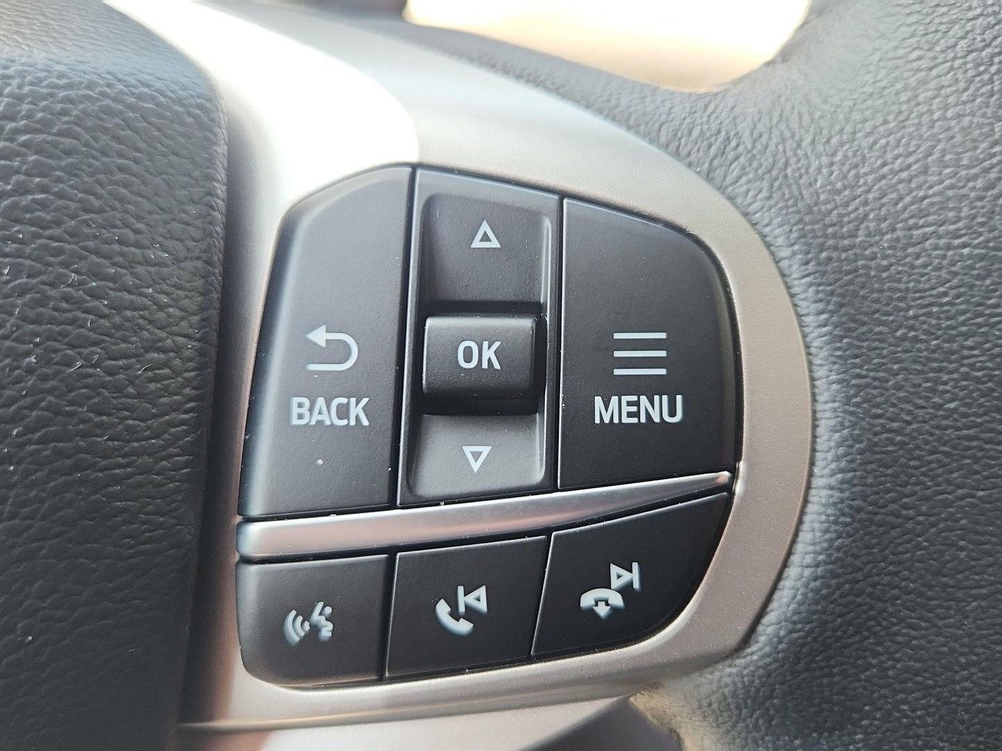 Used 2024 Ford Explorer XLT w/ Equipment Group 202A AWD/4WD image 20