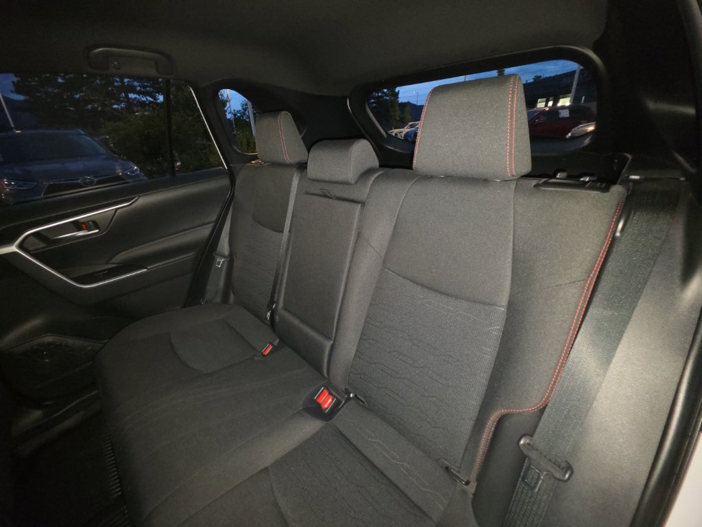 Used 2025 Toyota RAV4 SE AWD/4WD image 23