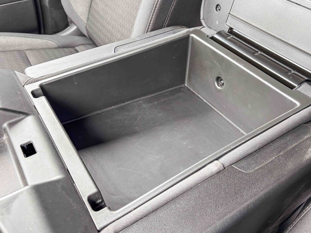 Used 2025 Chevrolet Silverado 2500 LT w/ Convenience Package image 51