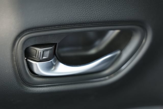 Used 2023 Honda HR-V LX image 23