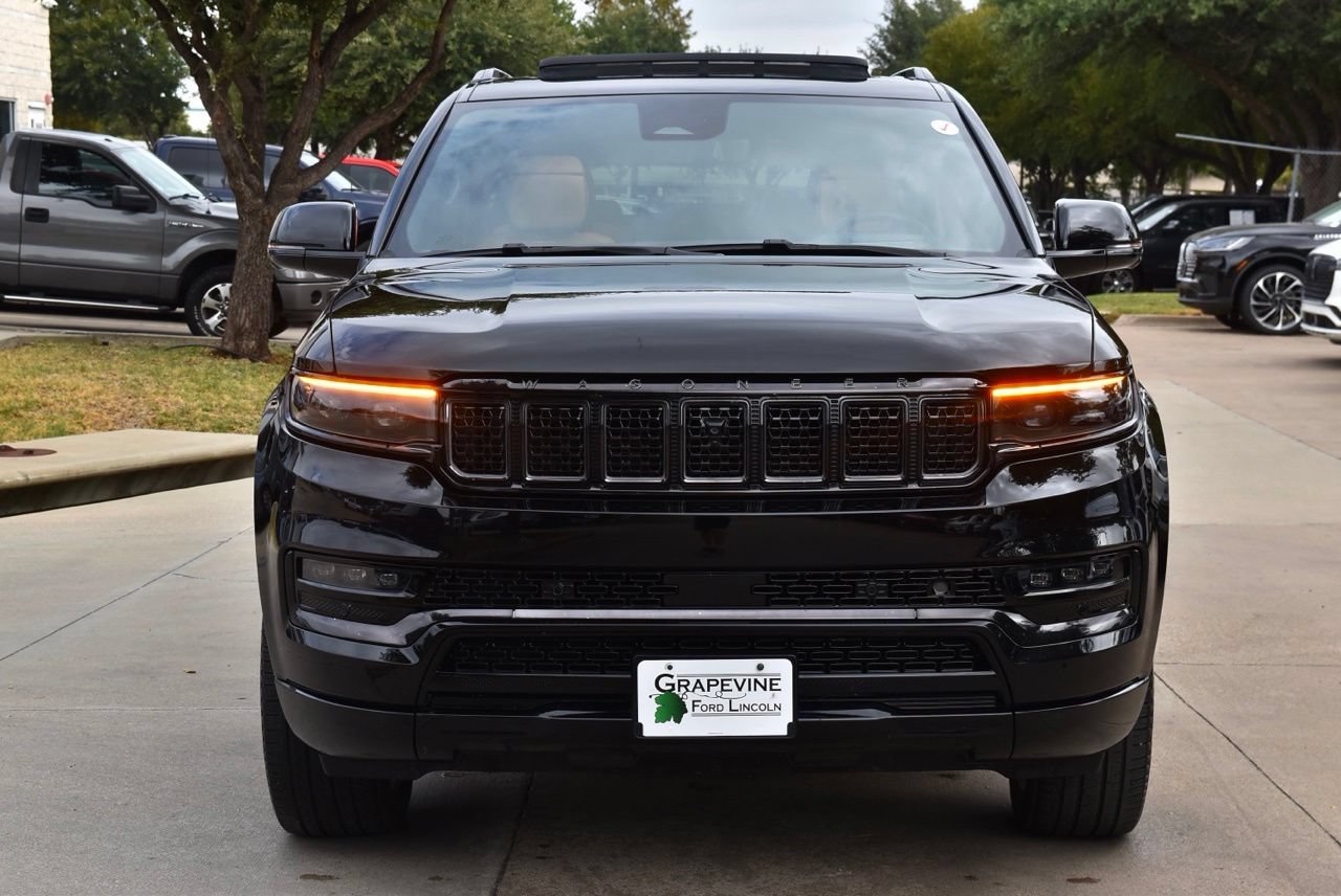 Used 2024 Jeep Grand Wagoneer Series III w/ Rear Seat Video Group 1 AWD/4WD image 3