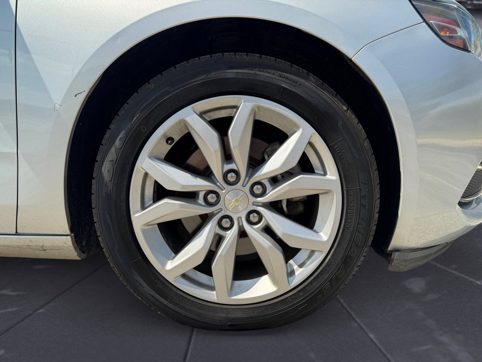 Used 2017 Chevrolet Impala LT FWD image 14