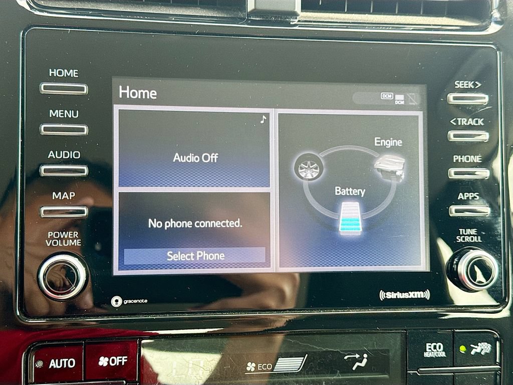 Used 2022 Toyota Prius LE FWD image 18