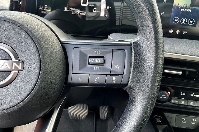 Used 2026 Nissan Kicks SV FWD image 11