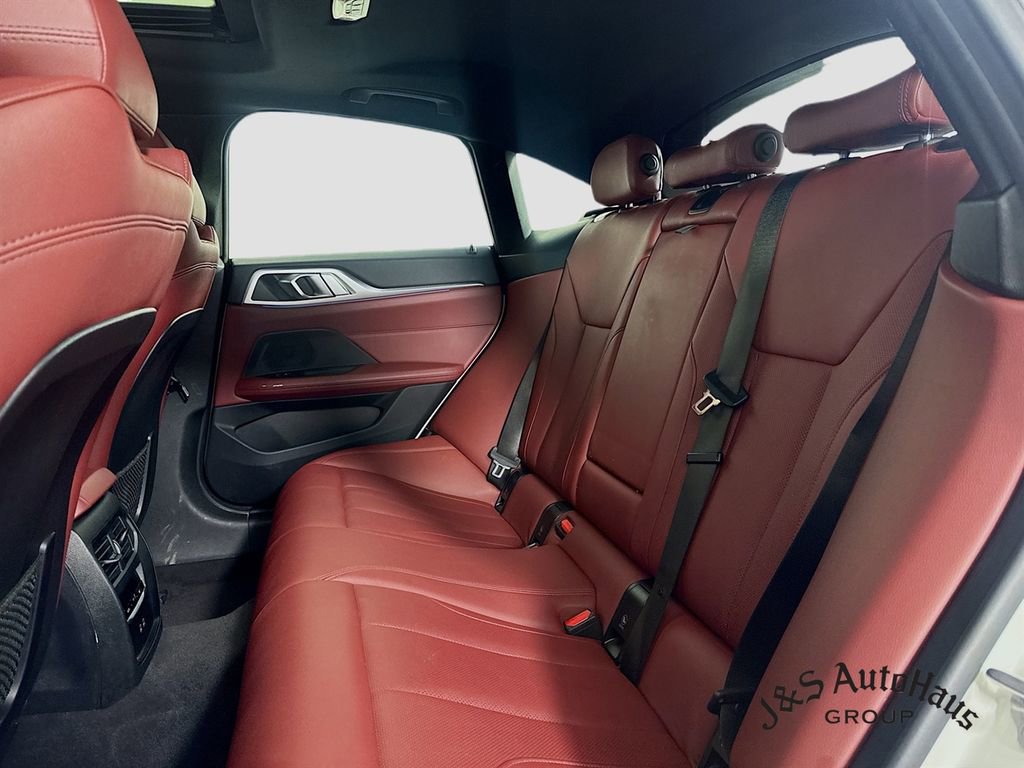 Used 2023 BMW i4 eDrive35 image 26