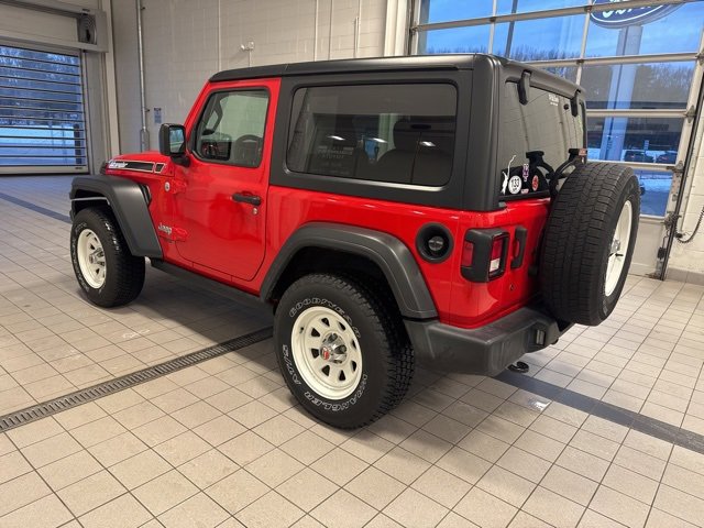 Used 2019 Jeep Wrangler Sport image 3