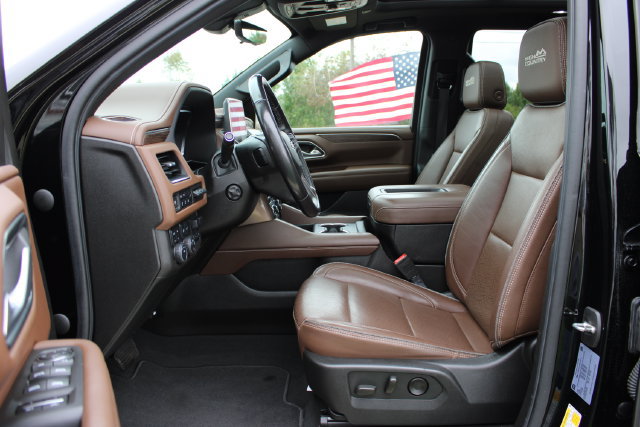 Used 2022 Chevrolet Tahoe High Country w/ Max Trailering Package AWD/4WD image 14