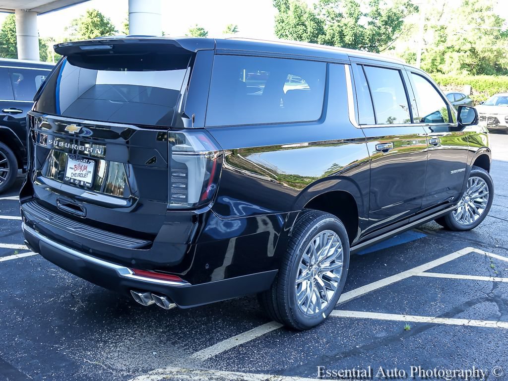 New 2026 Chevrolet Suburban High Country AWD/4WD image 9