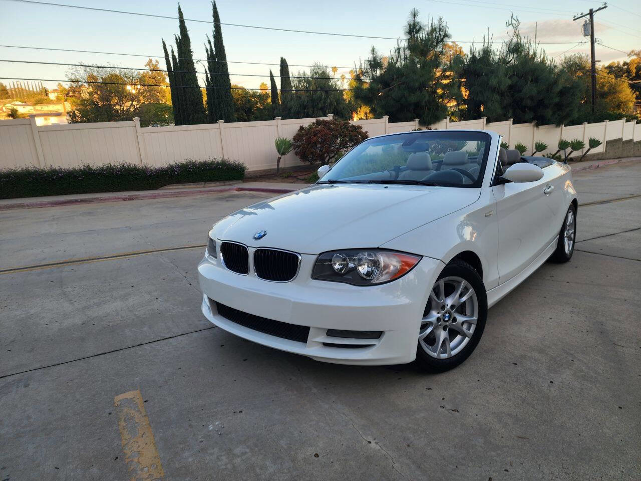 Used 2008 BMW 128i Convertible image 29