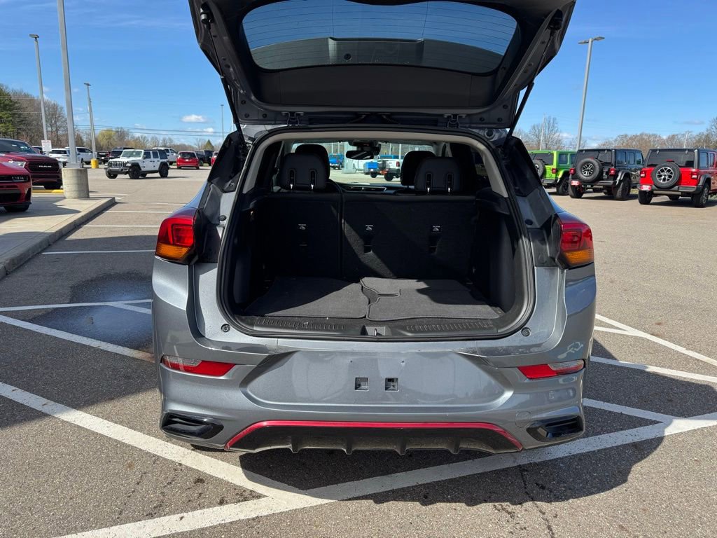 Used 2020 Buick Encore GX Essence w/ Sport Touring Package AWD/4WD image 9