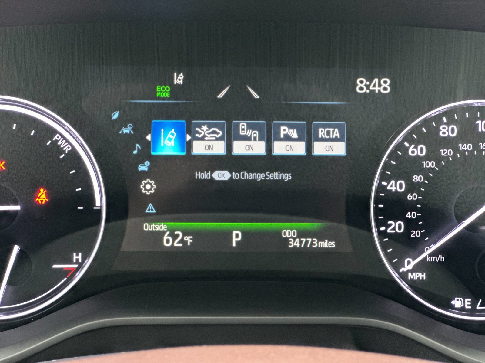Used 2023 Toyota Sienna Platinum FWD image 37
