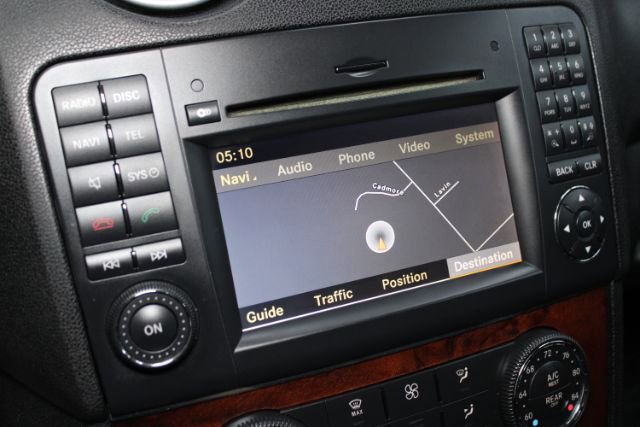 Used 2010 Mercedes-Benz ML 350 BlueTEC 4MATIC image 16