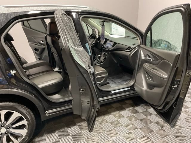 Used 2021 Buick Encore Preferred FWD image 21