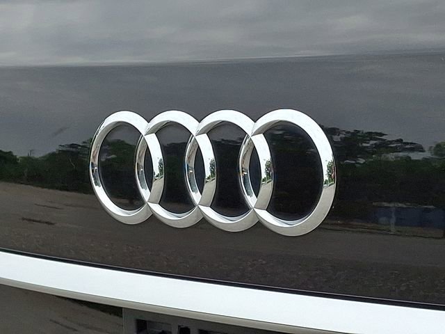 Used 2022 Audi Q7 3.0T Premium Plus AWD/4WD image 34