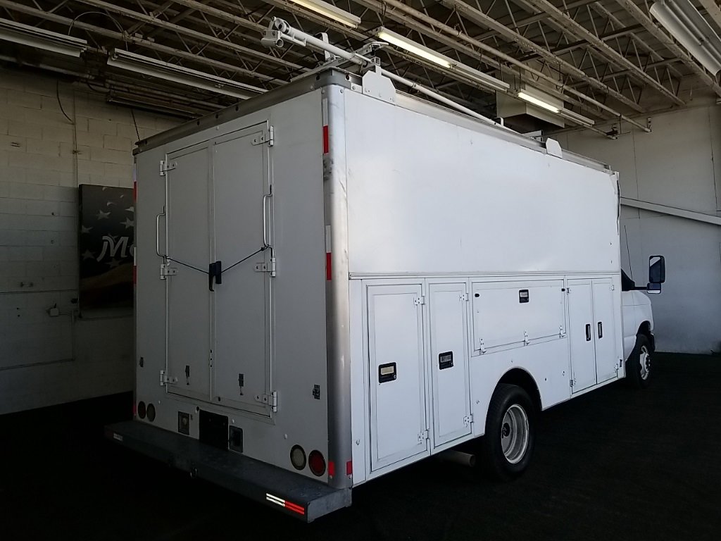 Used 2015 Ford E-450 and Econoline 450 Super Duty w/ Power Windows & Locks Group image 7