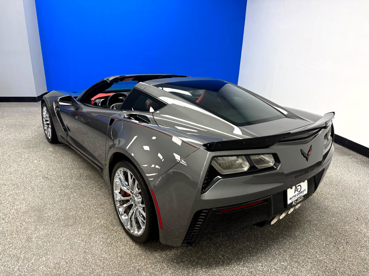 Used 2015 Chevrolet Corvette Z06 w/ 2LZ Preferred Equipment Group image 12