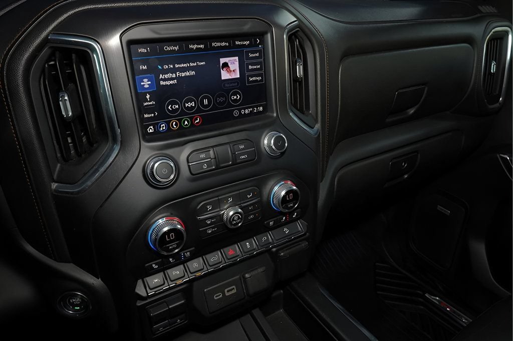 Used 2020 GMC Sierra 1500 AT4 w/ AT4 Premium Package AWD/4WD image 28
