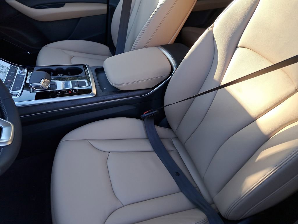 New 2026 Audi Q7 2.0T Premium image 17