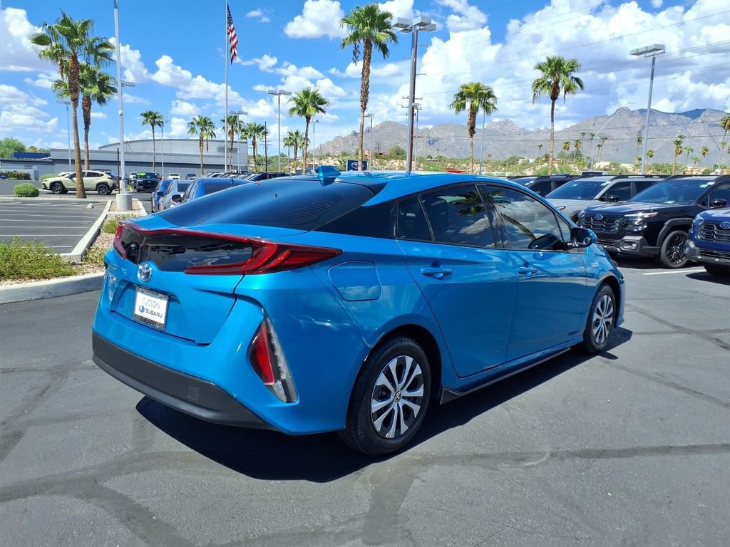 Used 2020 Toyota Prius Prime LE w/ Carpet Mat Package FWD image 10