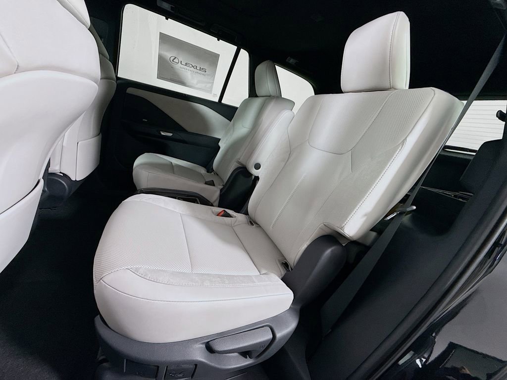 New 2026 Lexus TX 350 AWD image 17