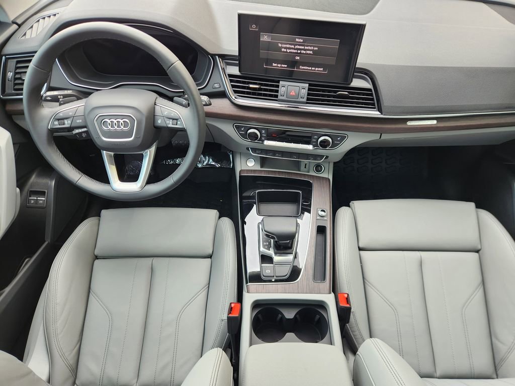 Used 2025 Audi Q5 e Premium image 26
