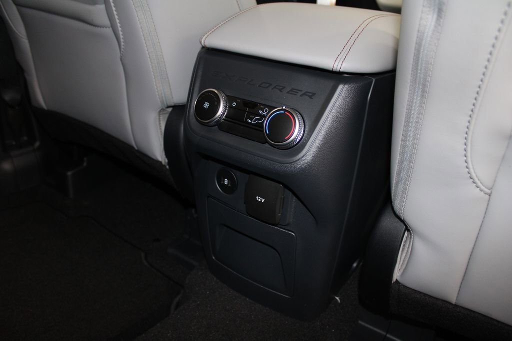 New 2025 Ford Explorer Active w/ Active Comfort Package image 35