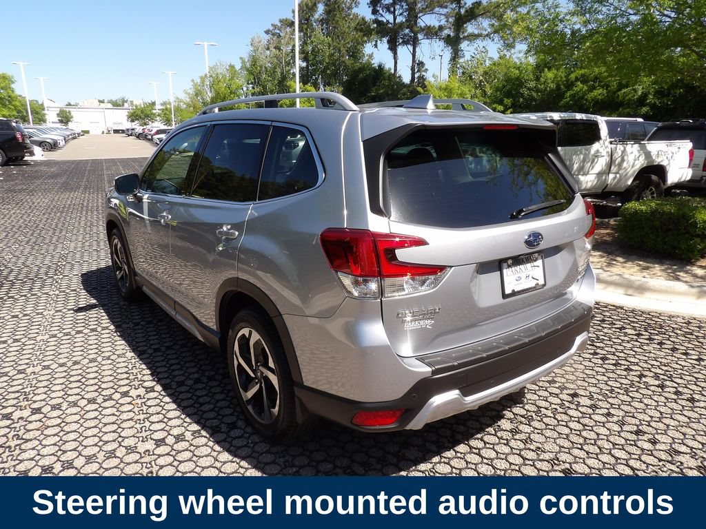 Used 2023 Subaru Forester Touring AWD/4WD image 9