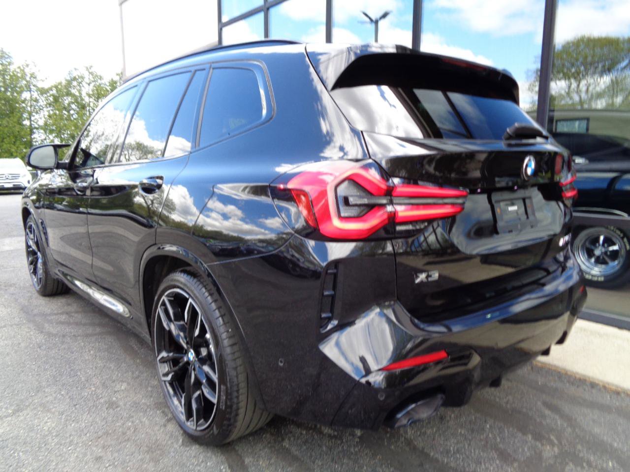 Used 2023 BMW X3 M40i AWD/4WD image 7