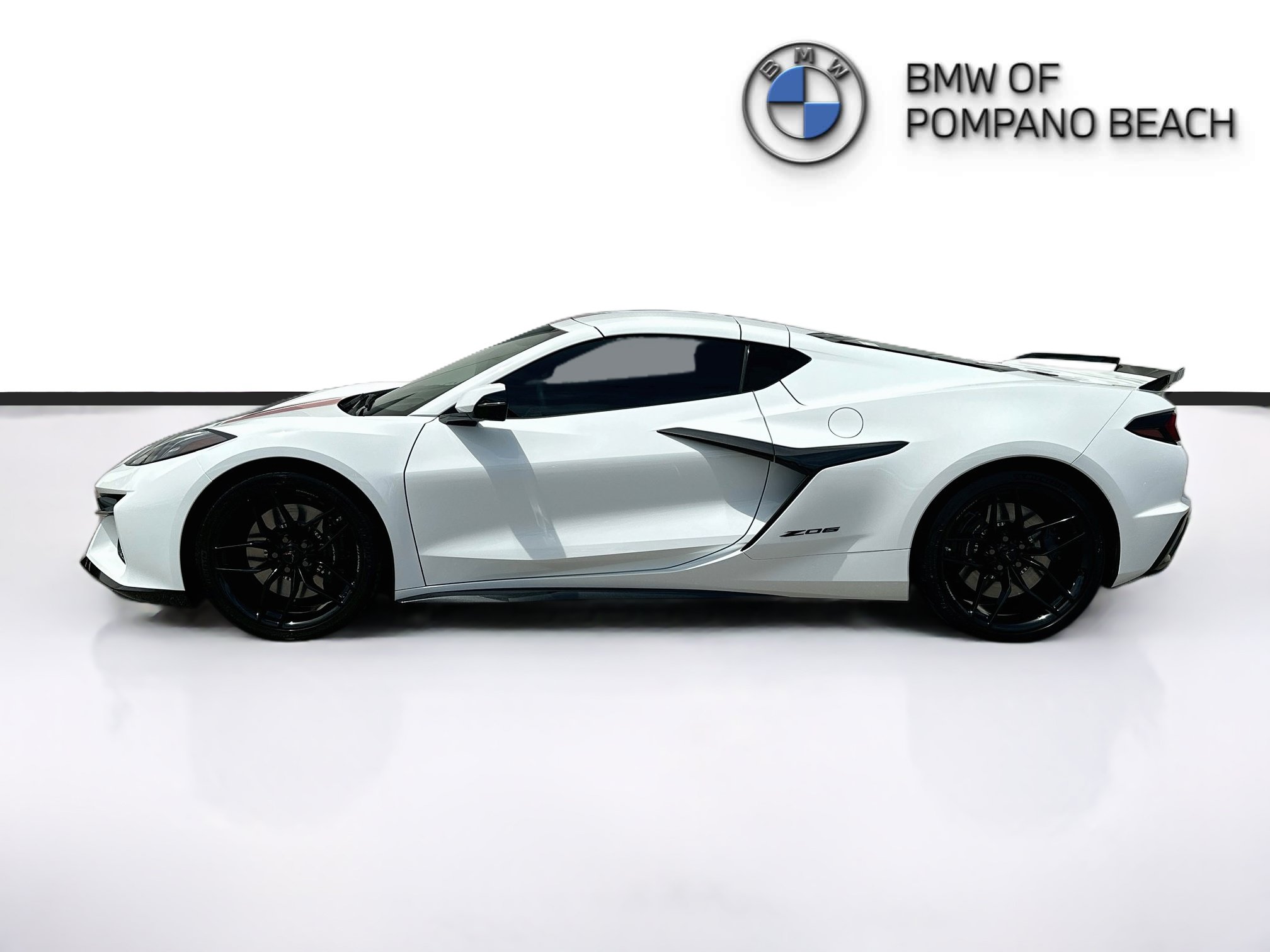 Used 2026 Chevrolet Corvette Z06 RWD image 4