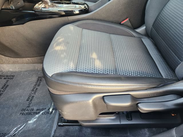Used 2026 Chevrolet Trax LT w/ LT Convenience Package FWD image 25