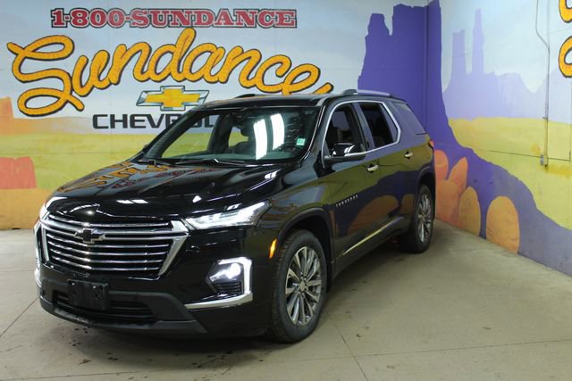 Used 2023 Chevrolet Traverse Premier AWD/4WD image 2