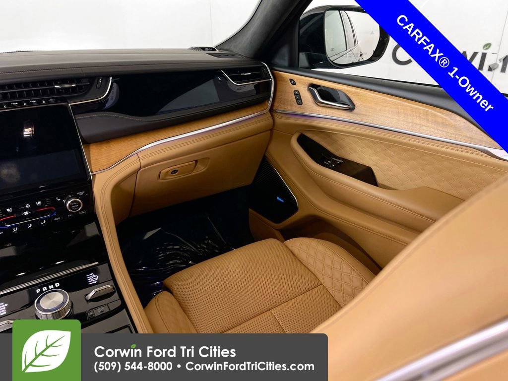 Used 2023 Jeep Grand Cherokee Summit image 28