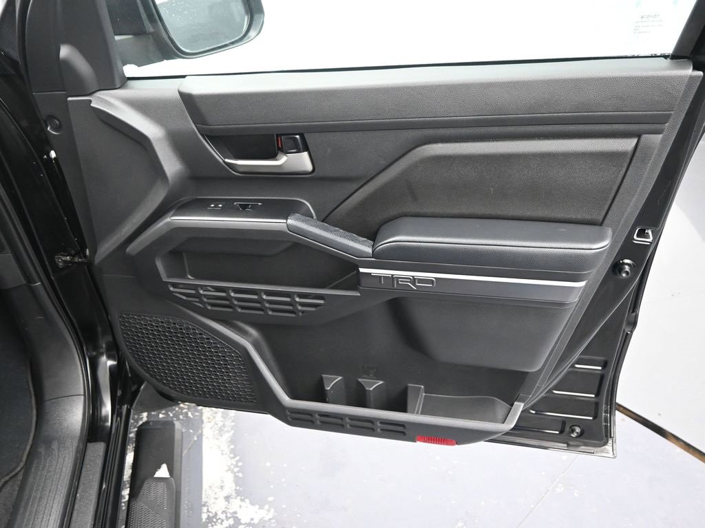 Used 2024 Toyota Tacoma TRD Off-Road image 29