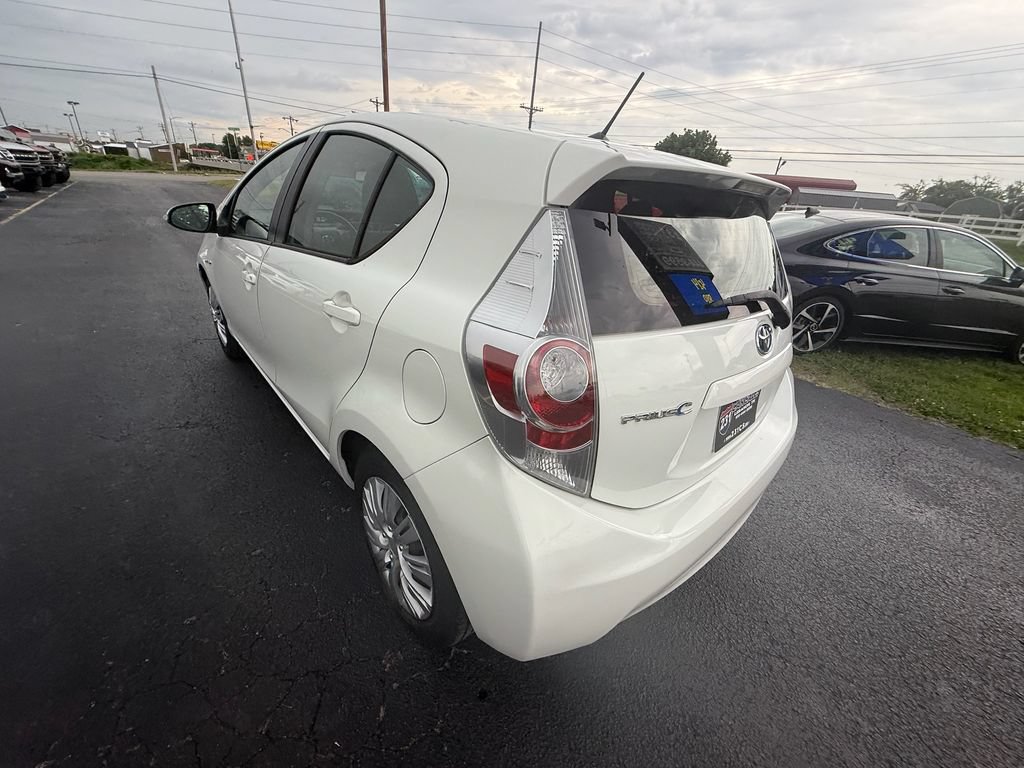 Used 2013 Toyota Prius C Two FWD image 6