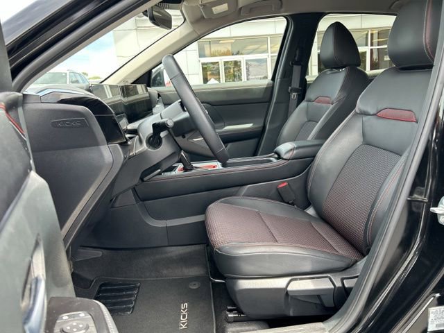 Used 2025 Nissan Kicks SR w/ Illumination Package AWD/4WD image 28