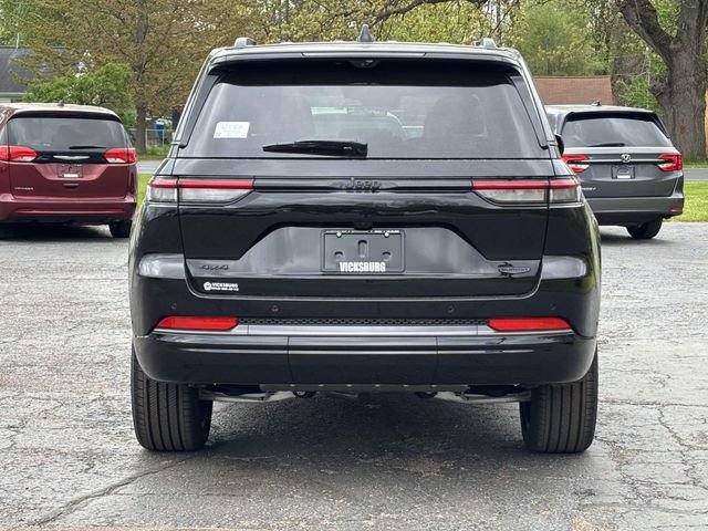 New 2026 Jeep Grand Cherokee Summit w/ Obsidian Package AWD/4WD image 39