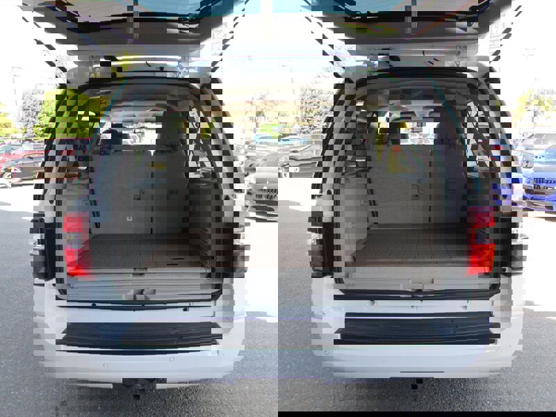 Used 2013 Ford Expedition EL XLT RWD image 25