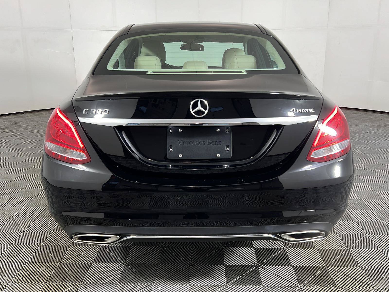 Used 2016 Mercedes-Benz C 300 4MATIC Sedan image 42