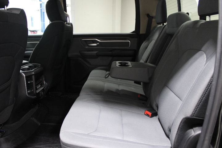 Used 2020 RAM 1500 Big Horn AWD/4WD image 23