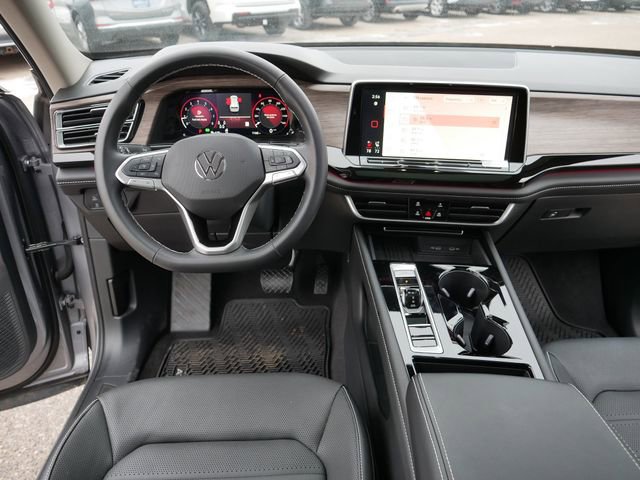 Certified 2025 Volkswagen Atlas SEL image 22