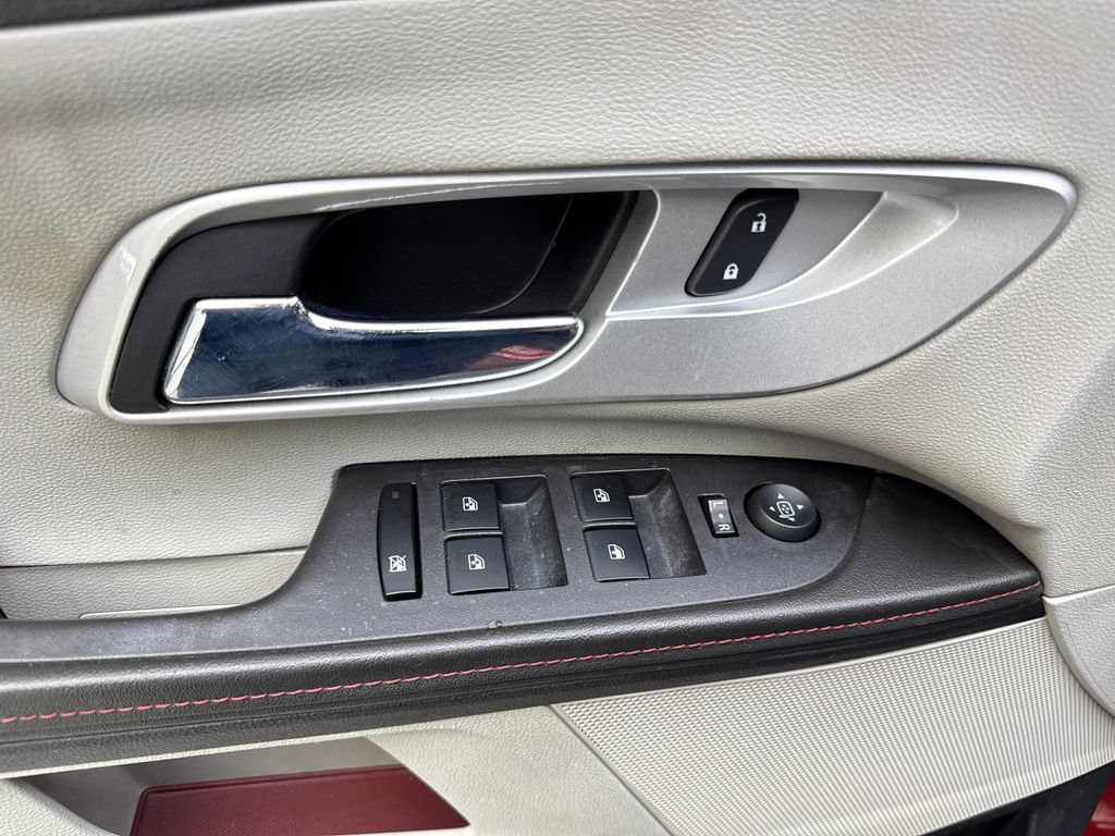Used 2013 Chevrolet Equinox LT w/ Driver Convenience Package FWD image 31