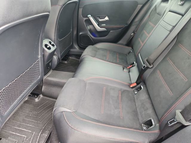 Used 2023 Mercedes-Benz CLA 250 image 24