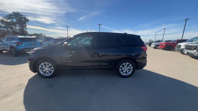 Used 2020 Chevrolet Equinox LS w/ LS Convenience Package image 5