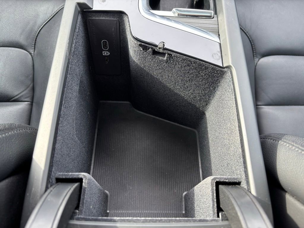 Certified 2023 Volvo XC60 B5 Core w/ Climate Package image 13