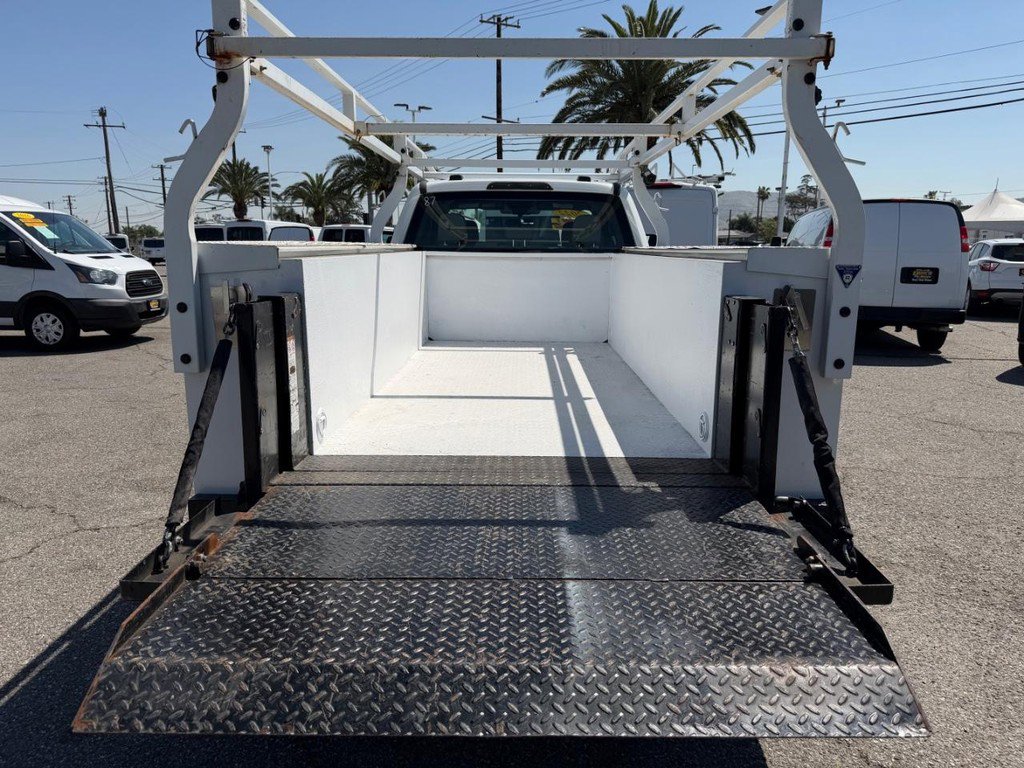 Used 2022 Ford F350 XL w/ Power Equipment Group image 23