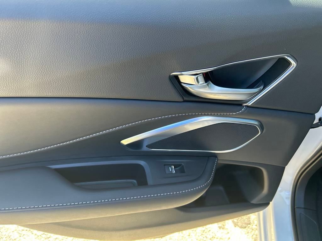 New 2025 Acura RDX SH-AWD image 21