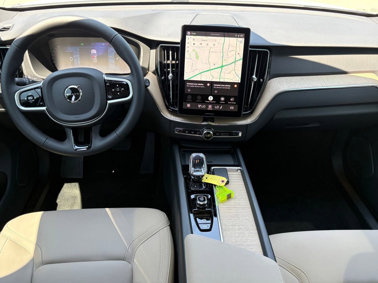 New 2026 Volvo XC60 B5 Core w/ Protection Package Premier AWD/4WD image 10