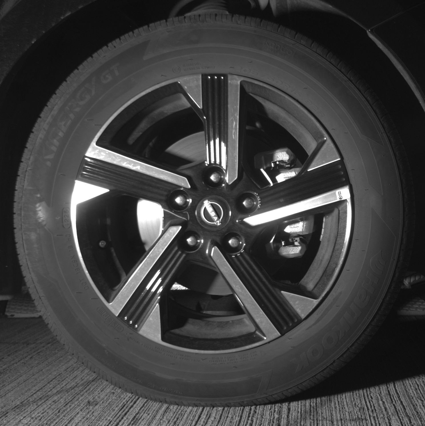 Used 2025 Nissan Sentra SV image 13