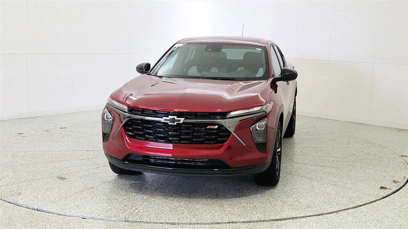 Used 2025 Chevrolet Trax RS w/ Driver Confidence Package FWD image 3